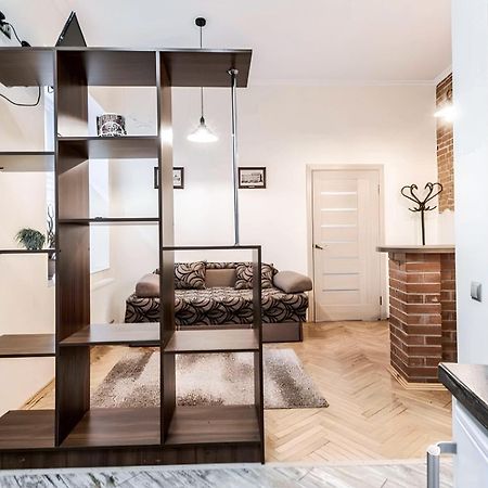 Cozy Apartments In The City Centre Lviv Exteriör bild