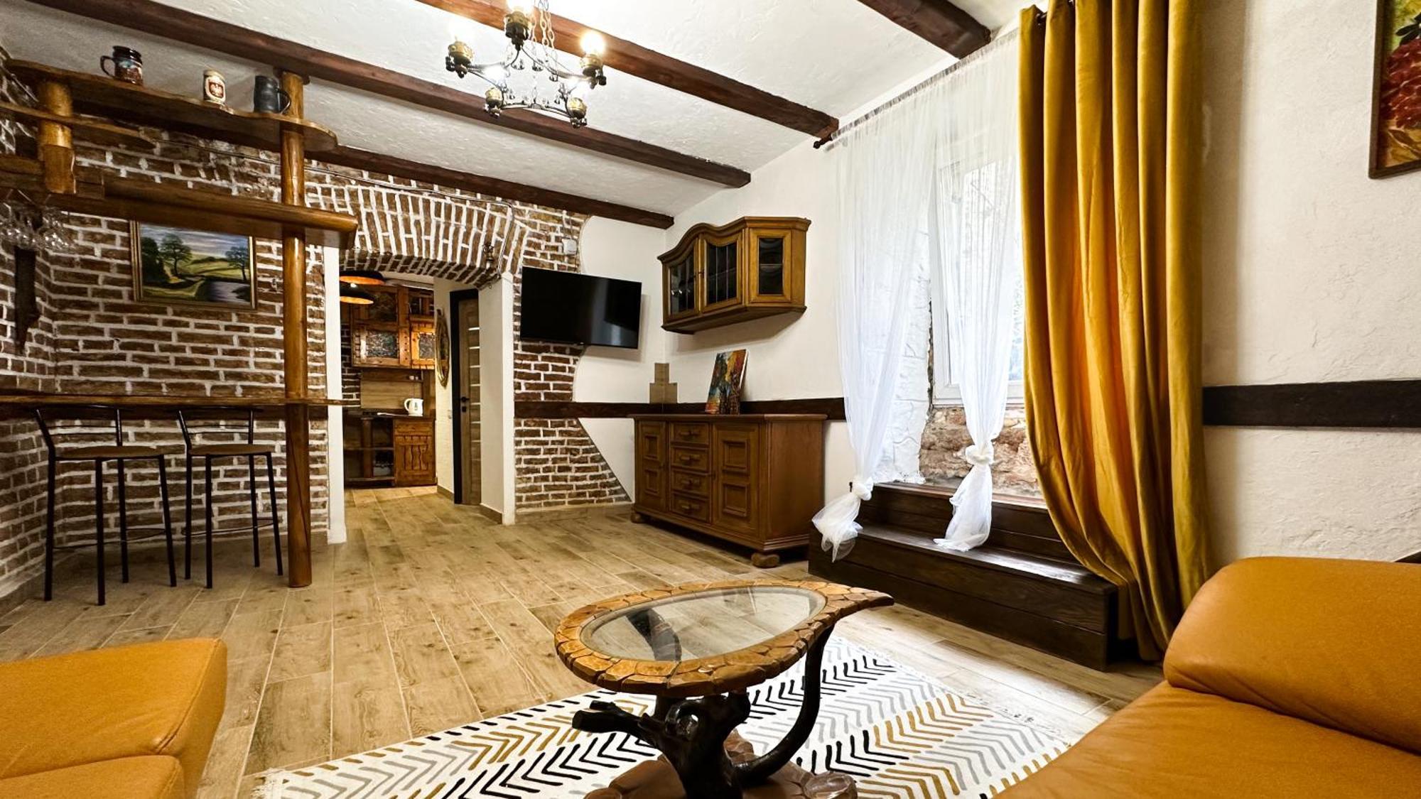 Cozy Apartments In The City Centre Lviv Exteriör bild